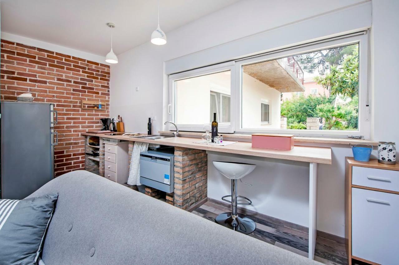 Paola Cozy Apartment Rovinj Buitenkant foto