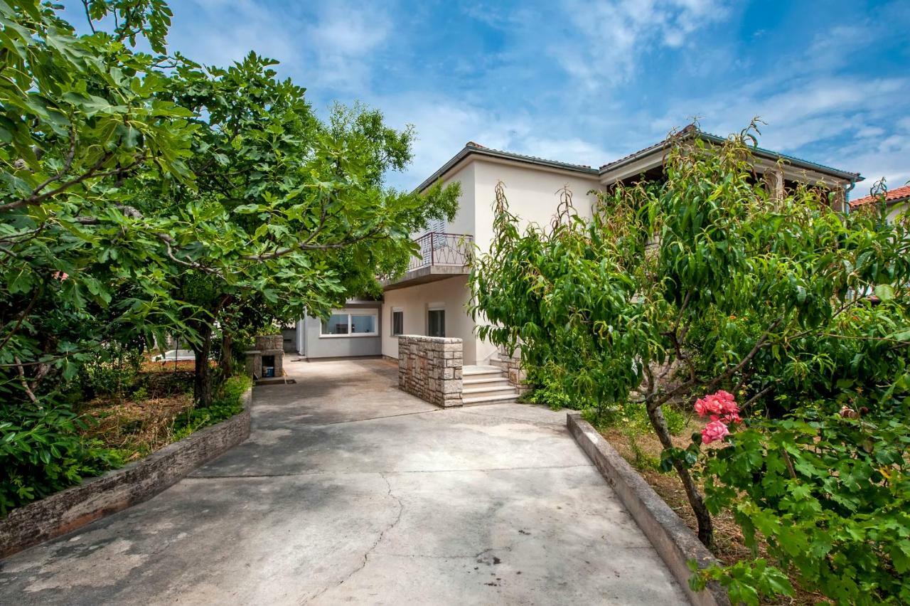 Paola Cozy Apartment Rovinj Buitenkant foto
