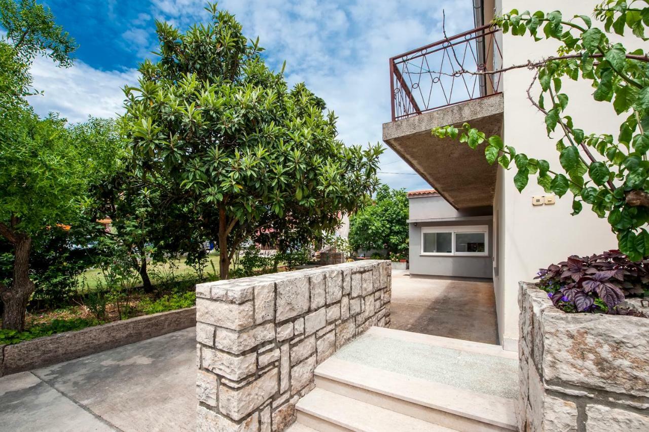 Paola Cozy Apartment Rovinj Buitenkant foto